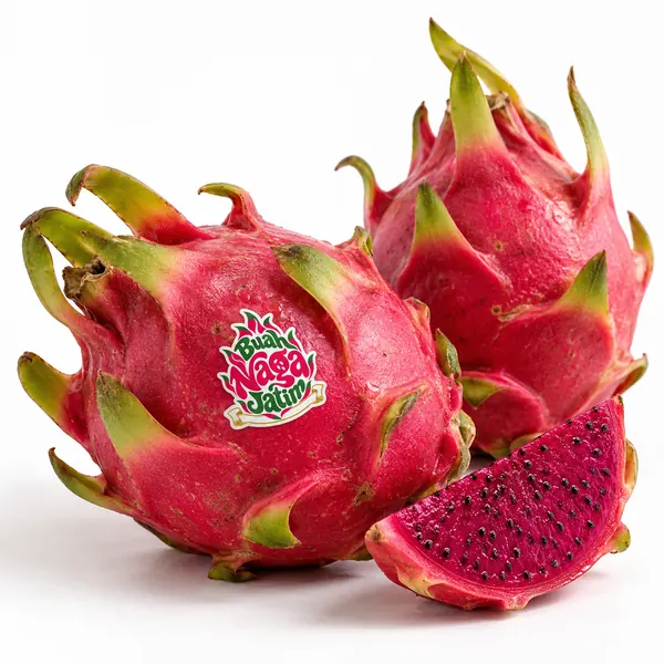 Dua buah naga merah utuh dan potongan untuk hampers